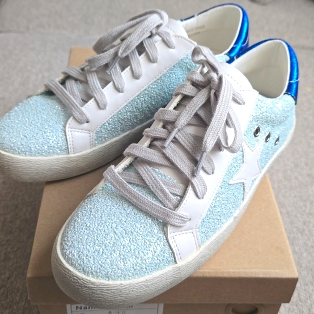 Mi.iM Skyla Light Green Lace-up Glitter Star Sneakers - Picture 11 of 14